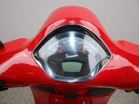 Piaggio Vespa GTS VESPA GTS 125 SUPER ABS 18