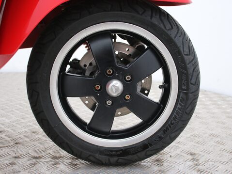 Piaggio Vespa GTS VESPA GTS 125 SUPER ABS 20