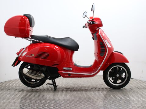 Piaggio Vespa GTS VESPA GTS 125 SUPER ABS 