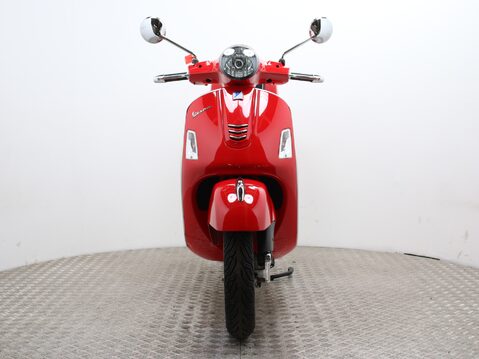 Piaggio Vespa GTS VESPA GTS 125 SUPER ABS 5