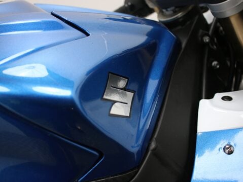Suzuki GSX-R600 GSX-R 600 K8 22