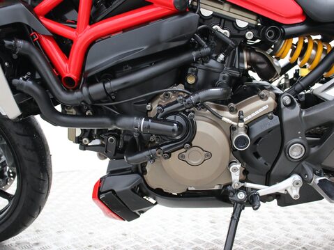 Ducati Monster 1200 Monster 1200 S 17
