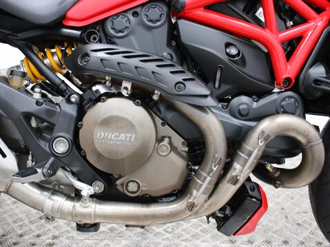 Ducati Monster 1200 Monster 1200 S 18
