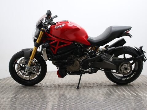 Ducati Monster 1200 Monster 1200 S 8