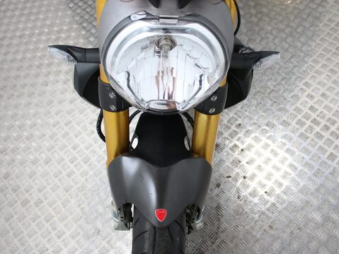 Ducati Monster 1200 Monster 1200 S 32