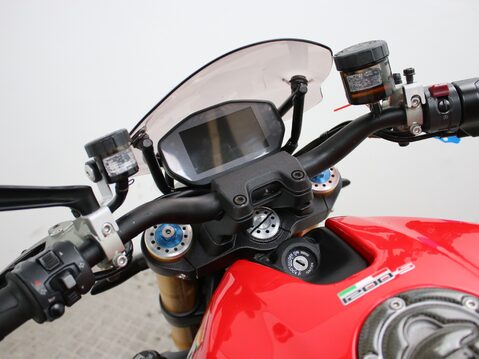 Ducati Monster 1200 Monster 1200 S 37