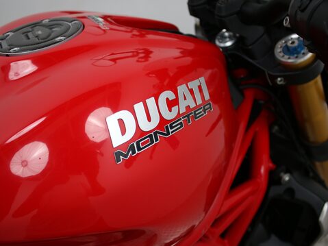 Ducati Monster 1200 Monster 1200 S 38