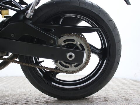 Suzuki GSR750 GSR 750 L1 21