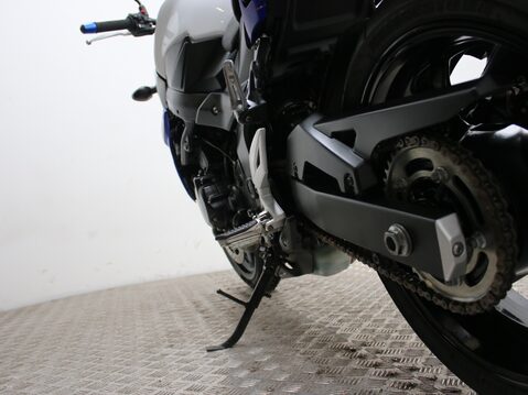 Suzuki GSR750 GSR 750 L1 22