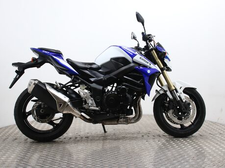 Suzuki GSR750 GSR-750