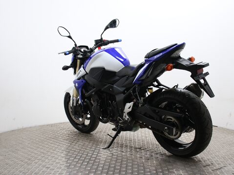 Suzuki GSR750 GSR 750 L1 9