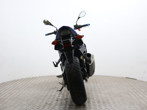 Suzuki GSR750 GSR 750 L1 11