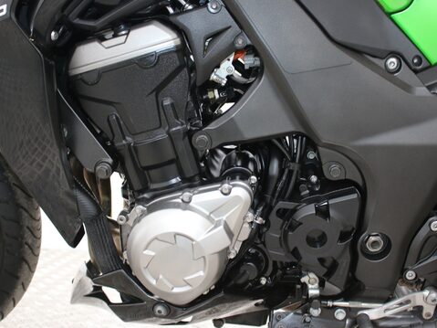 Kawasaki Z1000 ZR1000FEF 25