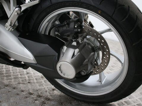 Honda VFR1200F VFR1200FAAE - DCT 27