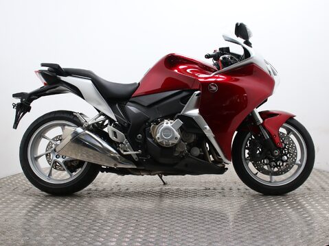 Honda VFR1200F VFR1200FAAE - DCT 