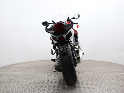 Honda VFR1200F VFR1200FAAE - DCT 11