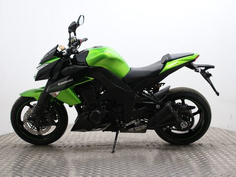 Kawasaki Z1000 ZR1000DDF 9
