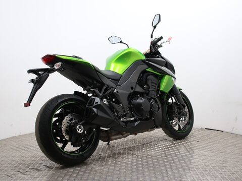 Kawasaki Z1000 ZR1000DDF 15