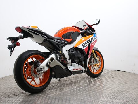 Honda CBR1000RR Fireblade CBR1000RRBE SP 12