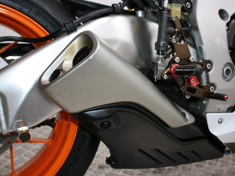 Honda CBR1000RR Fireblade CBR1000RRBE SP 20