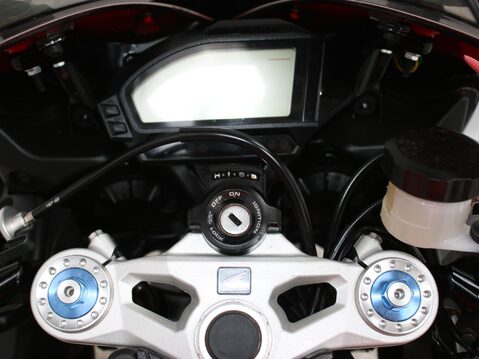 Honda CBR1000RR Fireblade CBR1000RRBE SP 23