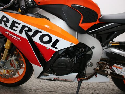 Honda CBR1000RR Fireblade CBR1000RRBE SP 26