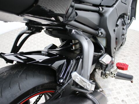 Yamaha FZ 8 FZ-8N 24