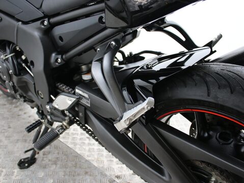 Yamaha FZ 8 FZ-8N 25