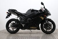 Yamaha R1 YZF R1