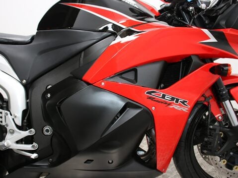 Honda CBR600RR CBR600RR-9 26