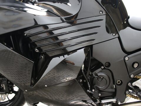Kawasaki ZZR1400 ZZR1400 28