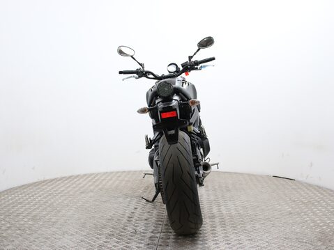 Yamaha XSR900 xsr900 11