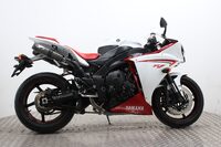 Yamaha R1 YZF R1