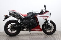 Yamaha R1 YZF R1