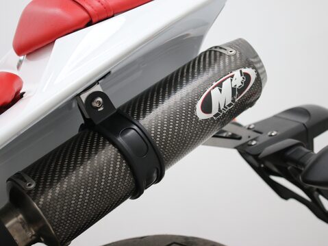 Yamaha R1 YZF R1 27