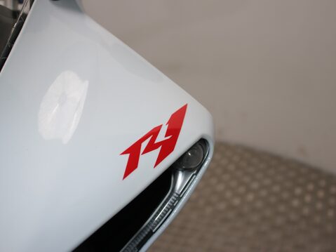 Yamaha R1 YZF R1 28