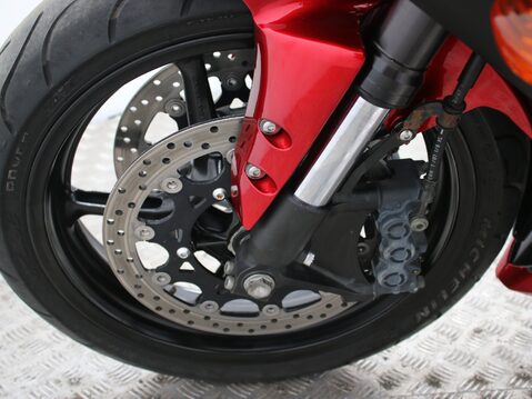 Yamaha R1 YZF-R1 20