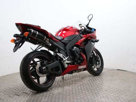 Yamaha R1 YZF-R1 12