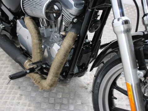 Harley-Davidson XL883 N IRON SPORTSTER SUPERLOW 23