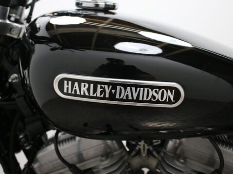 Harley-Davidson XL883 N IRON SPORTSTER SUPERLOW 25