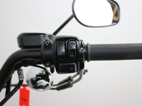 Harley-Davidson XL883 N IRON SPORTSTER SUPERLOW 30
