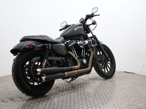 Harley-Davidson Sportster XL883N IRON 12