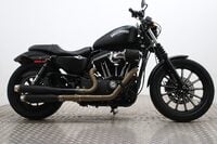 Harley-Davidson Sportster XL883N IRON
