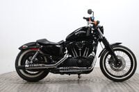 Harley-Davidson Sportster XL883N IRON