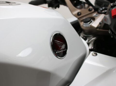 Honda VFR800F VFR 800 F-E 17