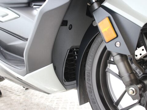Honda Forza NSS 350 A-N 43