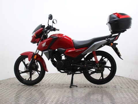 Honda CB CBF 125 M-M 8