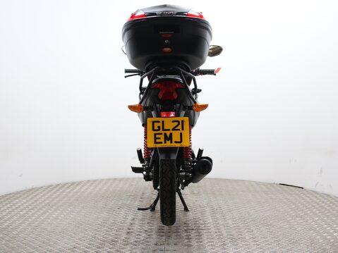 Honda CB CBF 125 M-M 11