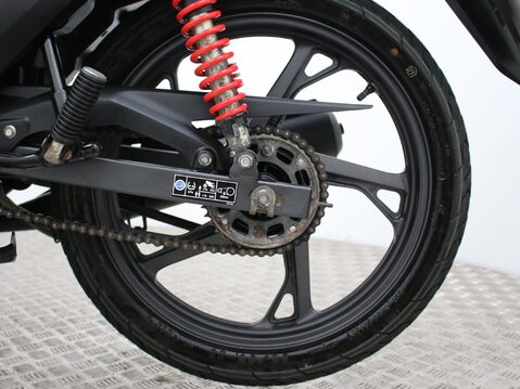Honda CB CBF 125 M-M 18