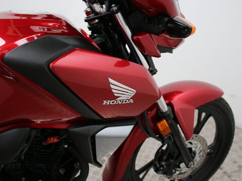 Honda CB CBF 125 M-M 35
